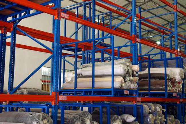 布匹倉庫貨架